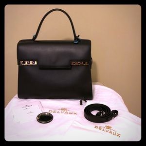 NWT Delvaux Tempete GM handbag!